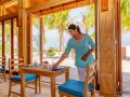 InnahuraRestaurantInterior1